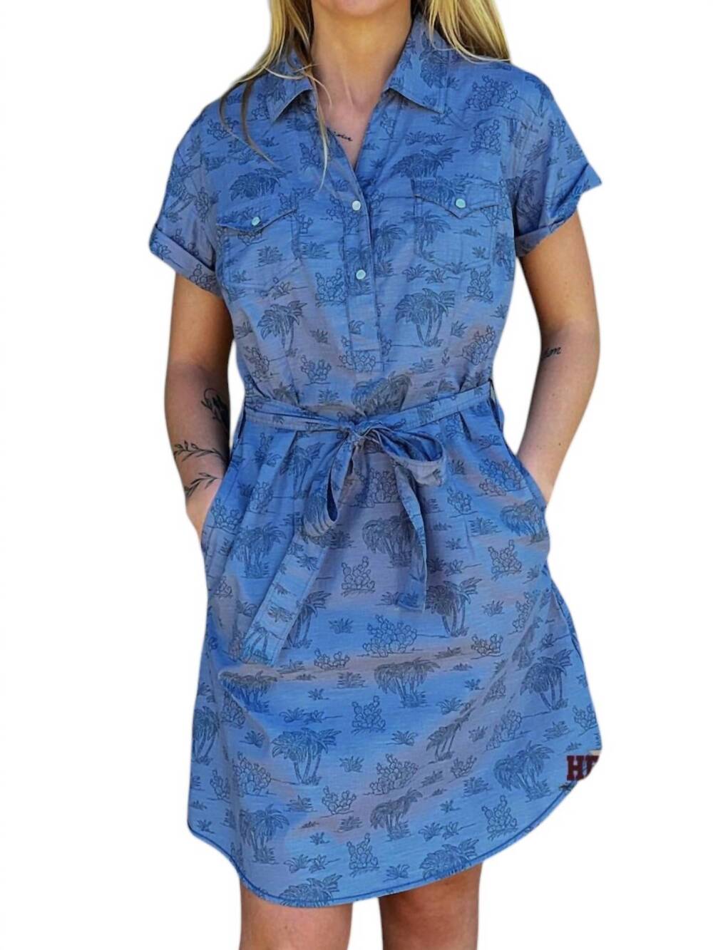 NEW PANHANDLE rough stock short sleeve dress in blue